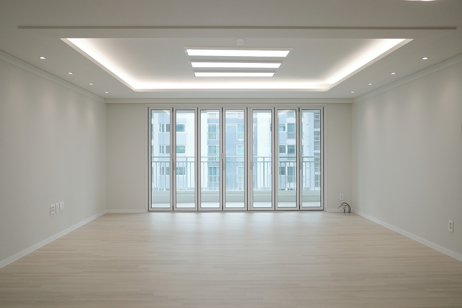 3529598187_NF5AoxLM_aa64e383b3ec68f040be9618f4e489c30ce0848d.jpg 이미지크게보기